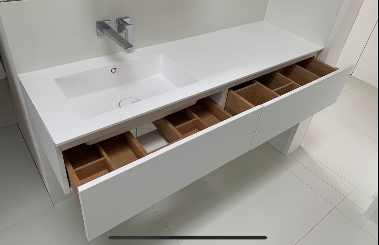 e61e1a02-16d6-46fe-ad34-54af490a8c47