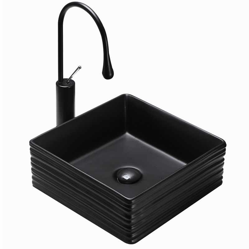 9533d8596de06054204de94ca9f0444d Umývadlo na dosku REA Solo Black Mat – Obrázok 1