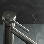 Umývadlová batéria REA Lungo Grip - Gun Grey, vysoká – Obrázok 10