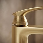 Umývadlová batéria PREMIUM REA Como Brush Gold High – Obrázok 3
